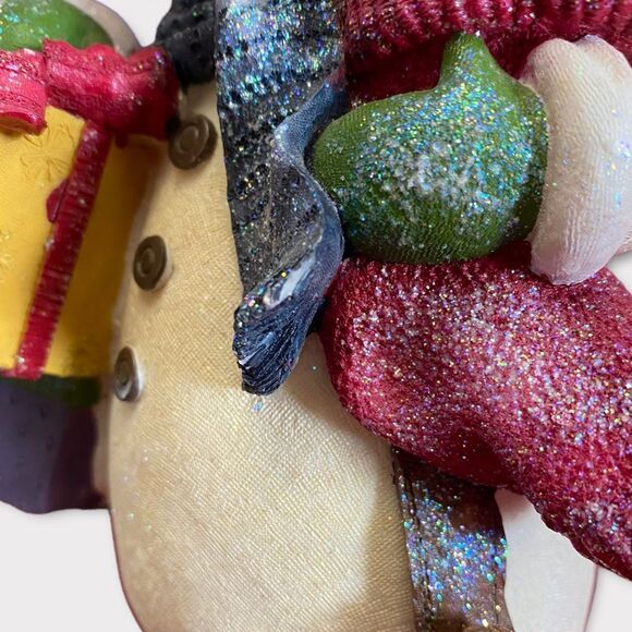 SNOWMAN Figurine With Gifts - Picture 3 of 6